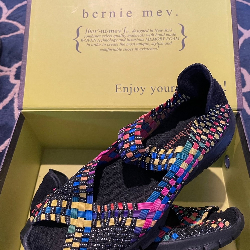 Ladies bernie mev shoes, both worn once, excellent condition